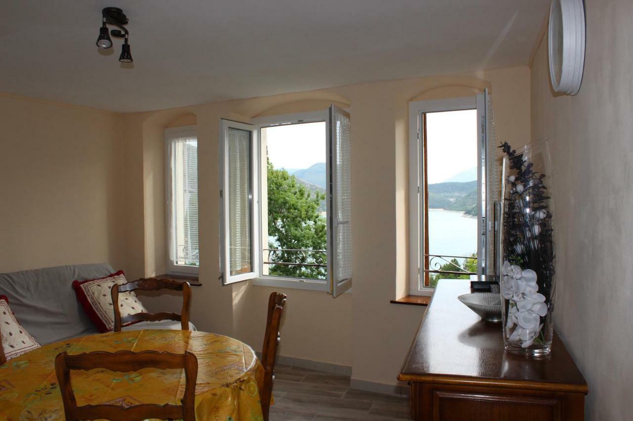 Location Vacances 5 Place Des Moulieres Saint-Julien-du-Verdon Bagian luar foto